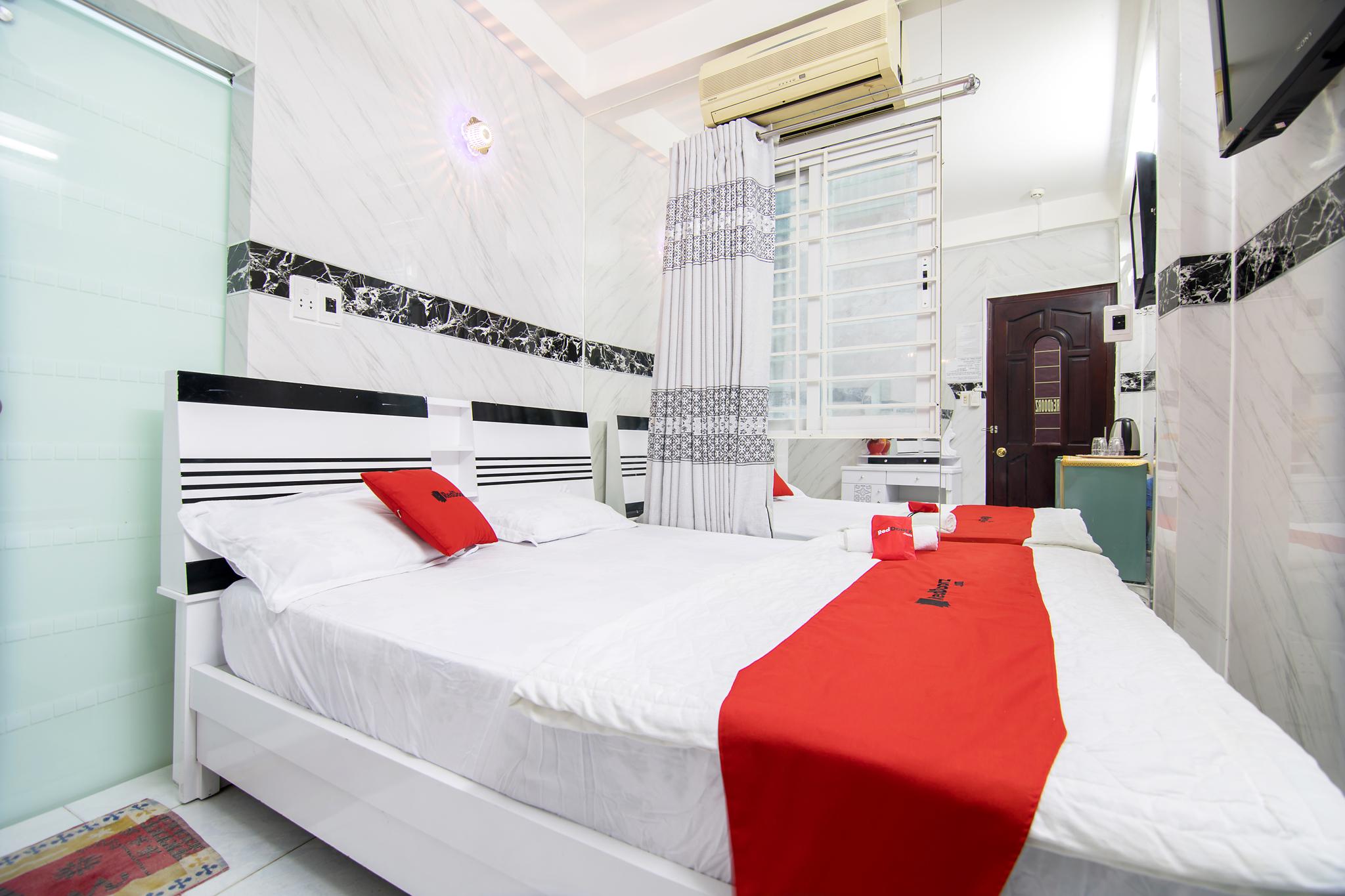 Reddoorz Plus Near Ben Thanh Market Thành Pho Ho Chí Minh Esterno foto